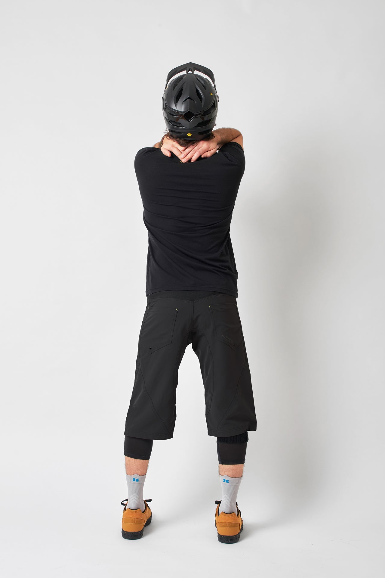 dirtlej trailscout MTB shorts men black/grey 