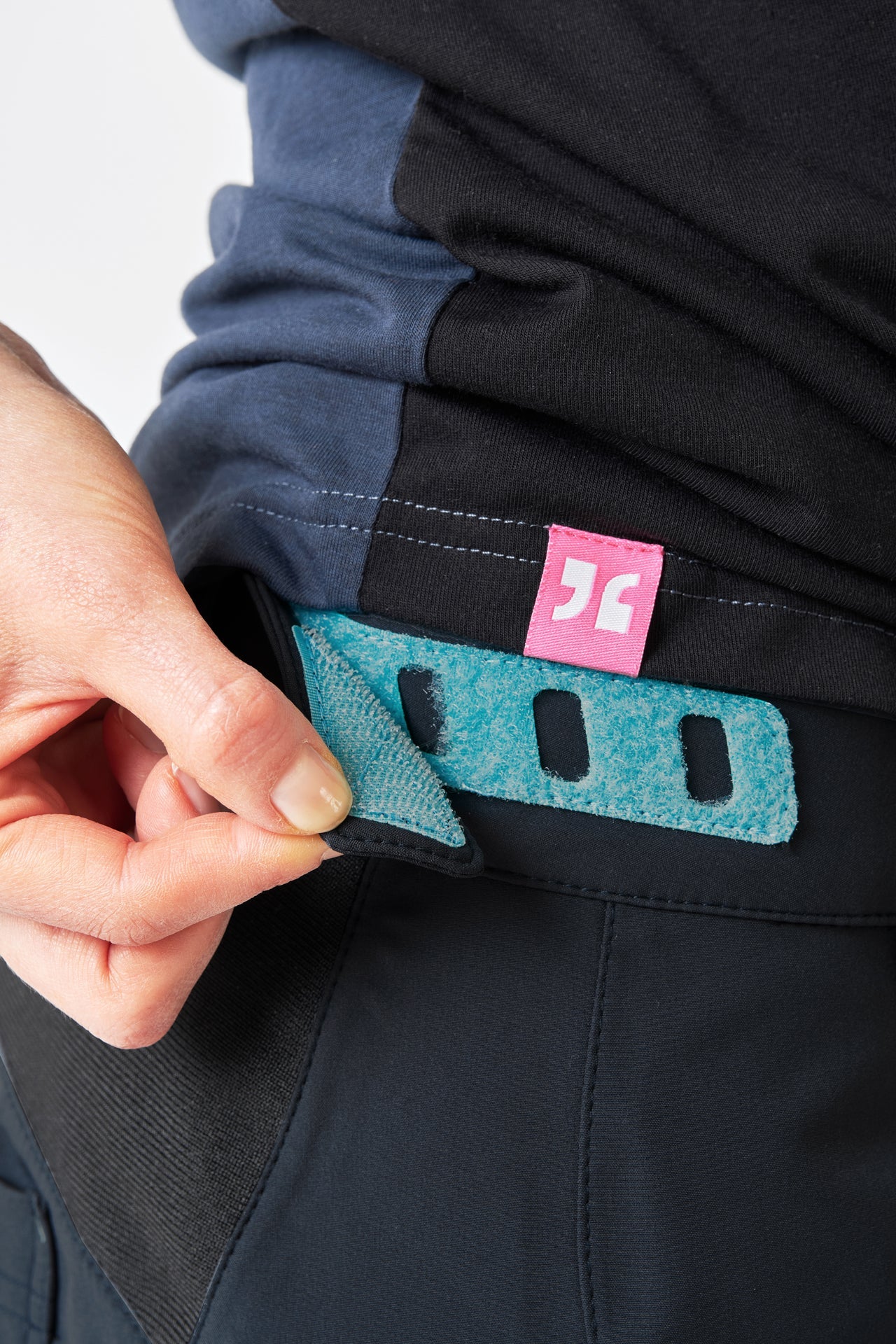 dirtlej trailscout MTB shorts ladies 